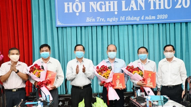 Công bố quyết định của Ban Bí thư Trung ương Đảng về công tác cán bộ