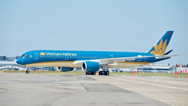 Đưa hơn 340 công dân Việt Nam từ Singapore về nước an toàn