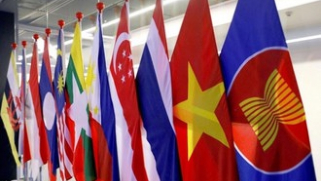 Nhìn lại chặng đường 25 năm Việt Nam gia nhập ASEAN