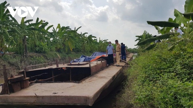 Khởi tố vụ án hình sự, khởi tố bị can các đối tượng trong vụ trộm cắp tàu 180 tấn