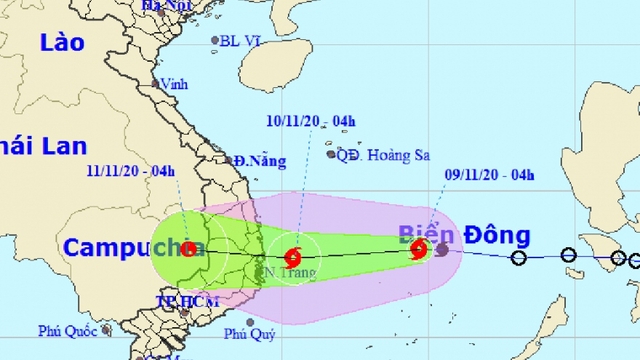 Khẩn trương kêu gọi tàu thuyền phòng tránh bão số 12
