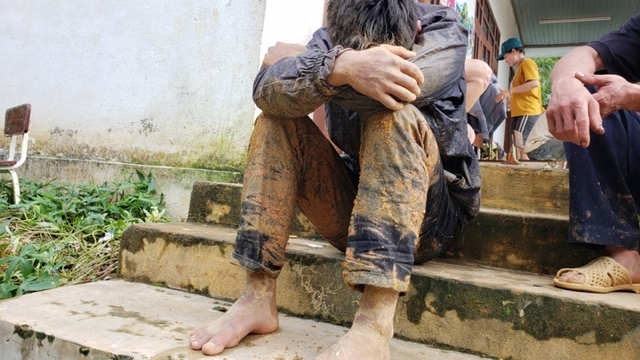 Đất chảy và sạt lở núi ở Miền Trung - Những ký ức kinh hoàng