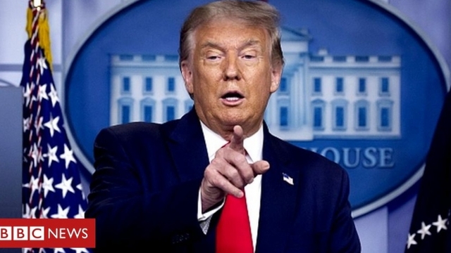 Tổng thống Trump ký ban hành đạo luật chi tiêu chính phủ và cứu trợ Covid-19