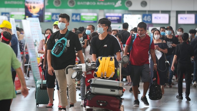 Không khai báo y tế, hành khách sẽ không được lên máy bay