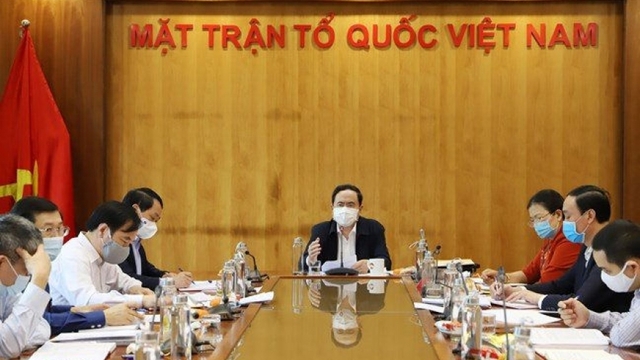 Giám sát để lắng nghe ý kiến nhân dân về người ứng cử