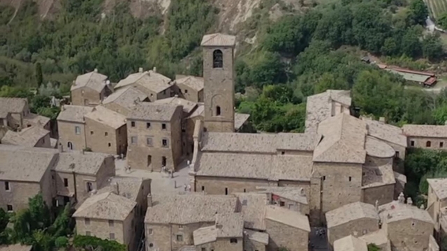 Kế hoạch tỷ euro để hồi sinh những ngôi làng "ma" ở Italy