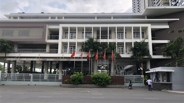 Đình chỉ bảo vệ dân phố hành hung dã man 2 thiếu niên trong trường THCS ở TP.HCM
