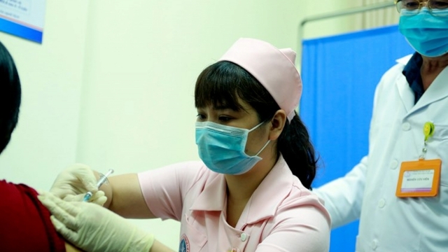 Six volunteers receive second jab of second local COVID-19 vaccine