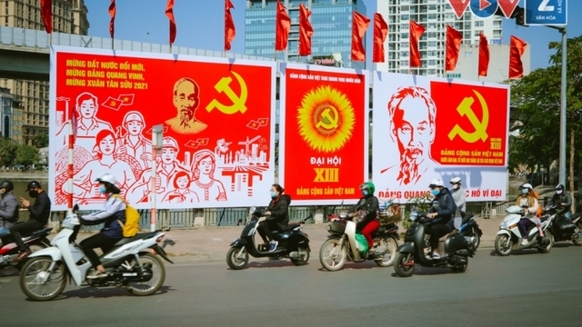 Đi lên CNXH là yêu cầu khách quan, là con đường tất yếu của cách mạng Việt Nam