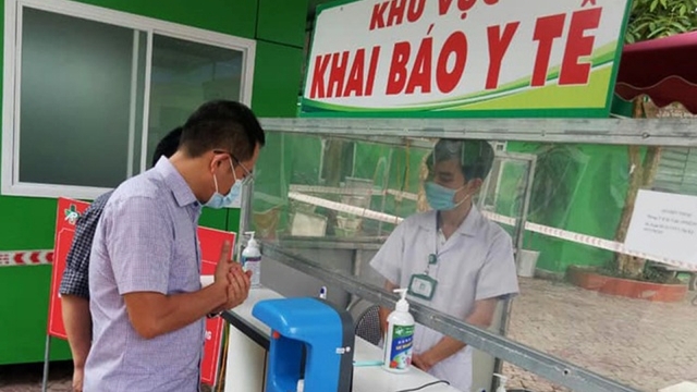 Khai báo y tế gian dối, nam thanh niên bị đề nghị xử phạt 15 triệu đồng