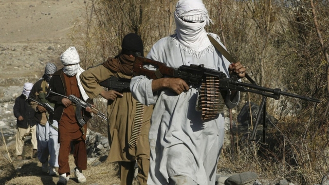 Nguy cơ nội chiến đẫm máu: Taliban và chính phủ Afghanistan gấp rút đàm phán hòa bình