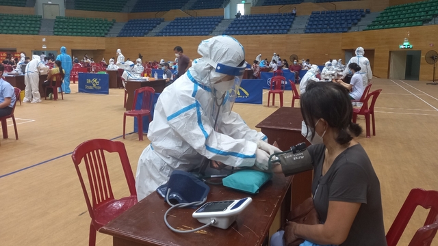 Đà Nẵng bắt đầu triển khai tiêm vaccine phòng Covid-19 cho người dân