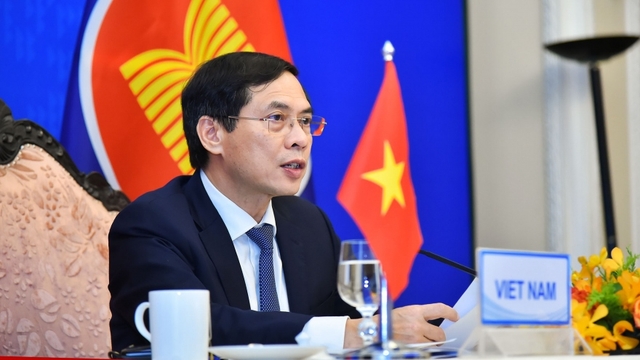 Bộ trưởng Bùi Thanh Sơn: Nên có trung tâm sản xuất vaccine tại các nước ASEAN+3