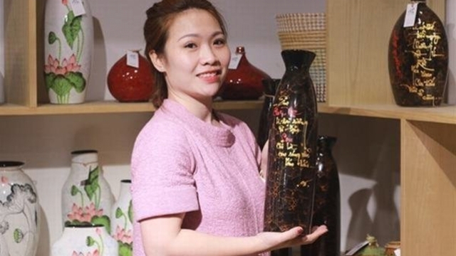 Bắt đối tượng Ngân "gốm" lừa đảo nhiều người mua hàng online