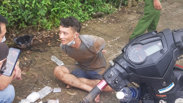 Hành trình hai ngày đêm truy bắt đối tượng mua bán ma túy trong rừng