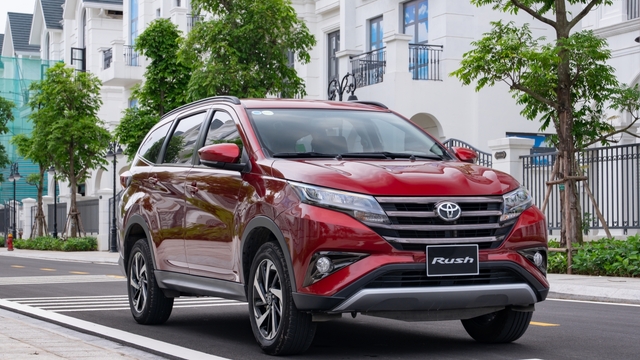 Toyota Rush -  SUV đô thị 7 chỗ đáng cân nhắc khi lựa chọn xe cho gia đình