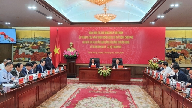 Phó Thủ tướng Lê Văn Thành làm việc với Hải Phòng về tình hình kinh tế - xã hội