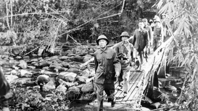 Bà Trương Thị Mai dự Lễ kỷ niệm 110 năm ngày sinh đồng chí Lê Đức Thọ