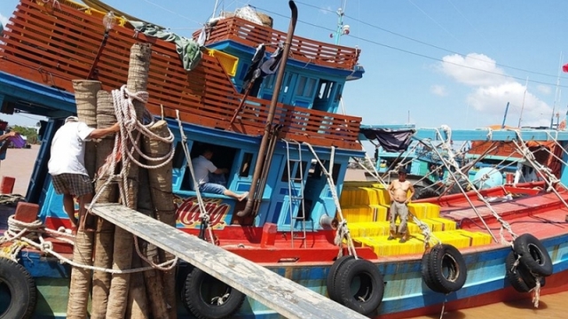 Tiền Giang, Bến Tre xử lý nghiêm tàu cá vi phạm, nỗ lực gỡ “thẻ vàng” IUU