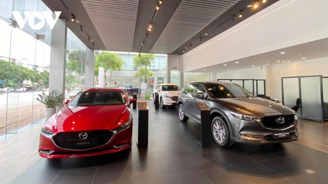 Thị trường ô tô Việt Nam ảm đạm dịp cuối năm