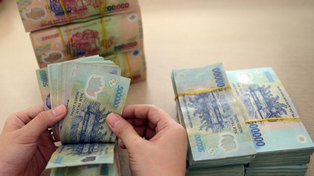 Cảnh báo rủi ro đằng sau chính sách tiền rẻ