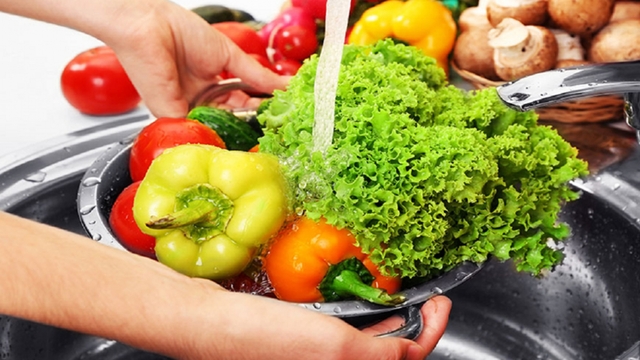 Một số cách đảm bảo vệ sinh an toàn thực phẩm trong dịp Tết Nguyên Đán