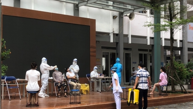 3 mũi giáp công trong chiến lược phủ vaccine phòng Covid-19