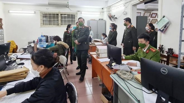 Công an TP Hà Nội thực hiện “chiến dịch làm sạch tàng thư căn cước can phạm”