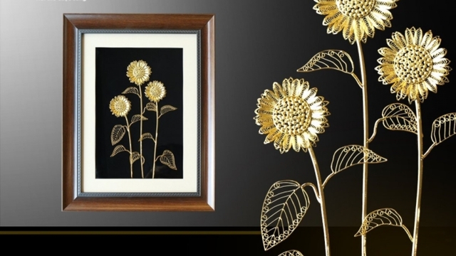 Tranh hướng dương mạ vàng giá 50 triệu đồng, đại gia Hà thành mua làm quà 8/3