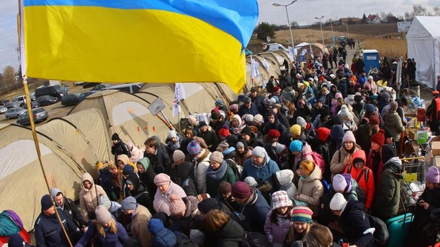 Hành trình sơ tán của gần 2 triệu người dân Ukraine sau 16 ngày giao tranh