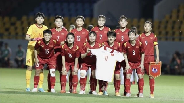 National women's football team leave for training in France