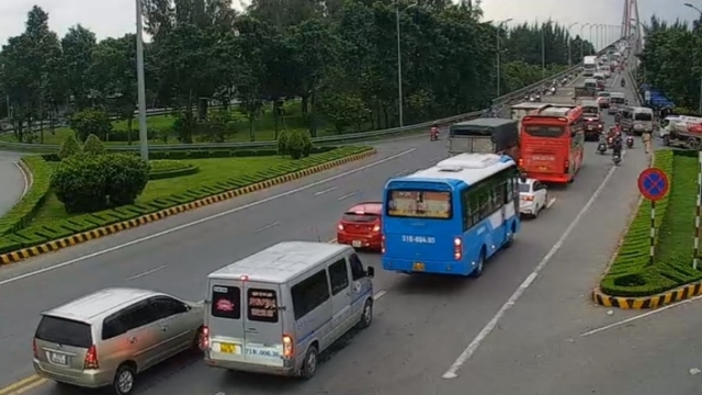 Sau nghỉ lễ ùn ứ giao thông cầu Rạch Miễu, Bến Tre
