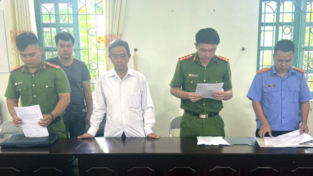 1 trưởng thôn bị bắt về tội tham ô liên quan dự án sân bay ở Điện Biên