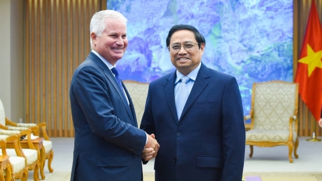 Warburg Pincus asked to increase long-term investment in Vietnam