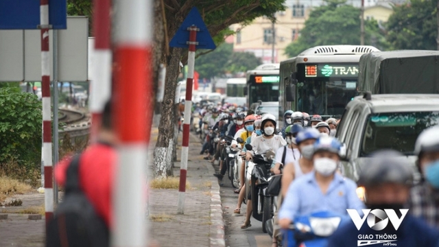 Hạn chế phương tiện: Tĩnh và động