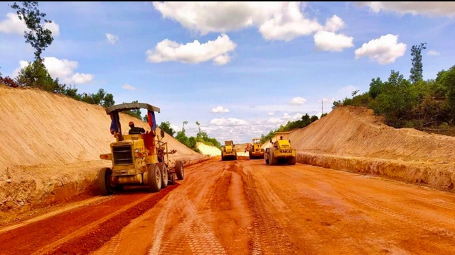 Bộ GTVT yêu cầu xử lý nhà thầu cao tốc Bắc Nam đoạn Quốc lộ 45-Nghi Sơn 