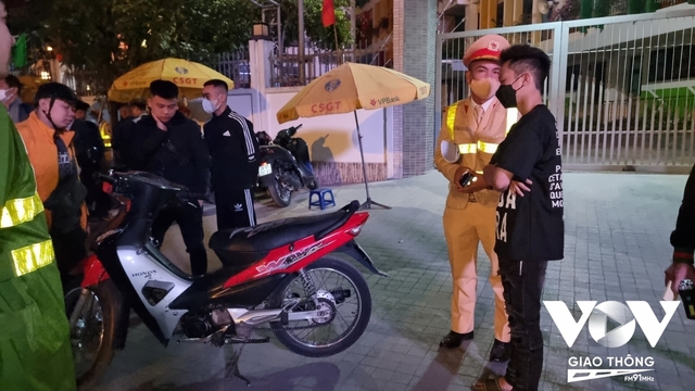 Ma men, xe điên và con số 22 ám ảnh