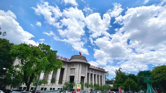 Ngân hàng Nhà nước nới room tín dụng thêm 1,5 - 2%