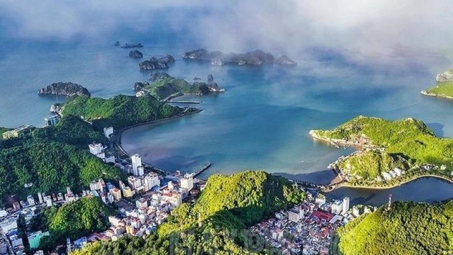 Cat Ba among 10 friendliest cities in Vietnam for 2023