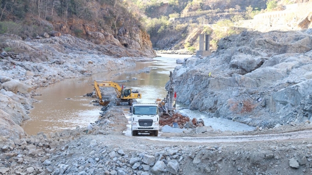 Cho phép chuyển mục đích sử dụng 1,02 ha rừng để mở rộng Nhà máy Thủy điện Ialy