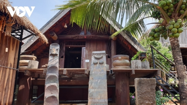 Discovering Ede ethnic group village in Central Highlands