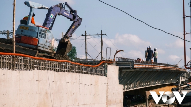Các công trình giao thông “đắp chiếu” trong suốt thời gian dài