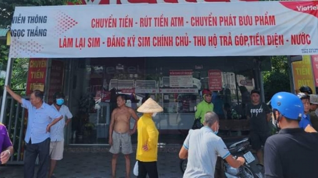 Bắt "nóng" hai đối tượng cướp tiền của một cửa hàng ở Bình Dương