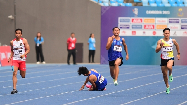 "Thần đồng Thái Lan" gục ngã vì chấn thương, không thể bảo vệ HCV SEA Games