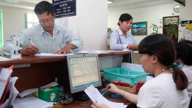 Cải cách chính sách tiền lương: Đảm bảo thu nhập cho cán bộ, công chức, viên chức