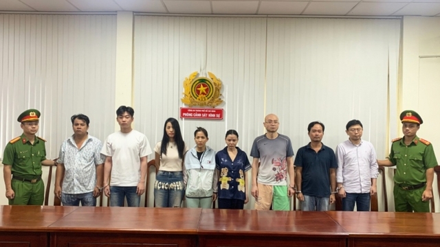Bắt giữ 2 ông chủ người Hàn Quốc điều hành đường dây mại dâm thu 4 tỷ đồng/tháng