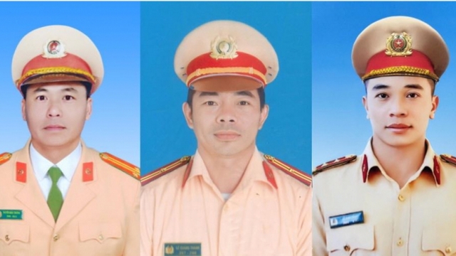 Truy tặng Huân chương Bảo vệ Tổ quốc cho 3 CSGT hy sinh ở đèo Bảo Lộc