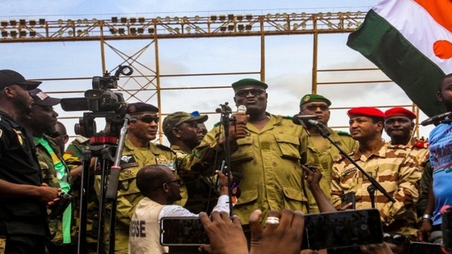 Phe đảo chính Niger báo động sẵn sàng nghênh chiến nếu ECOWAS điều binh