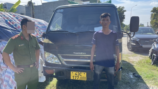 Bắt đối tượng trộm ô tô tải của người dân đỗ bên đường