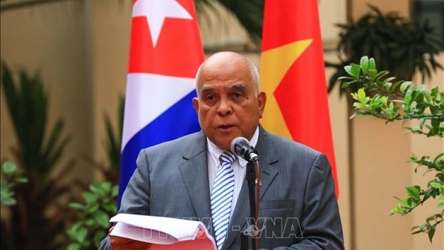 Ceremony held to mark leader Fidel Castro's first visit to Vietnam